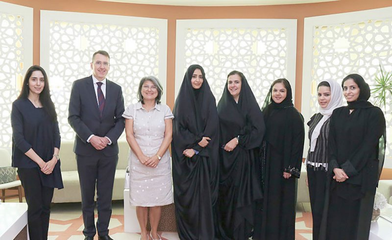 سفير ألمانيا يزور المبرة الخليفية ويتعرف على أنشطتها