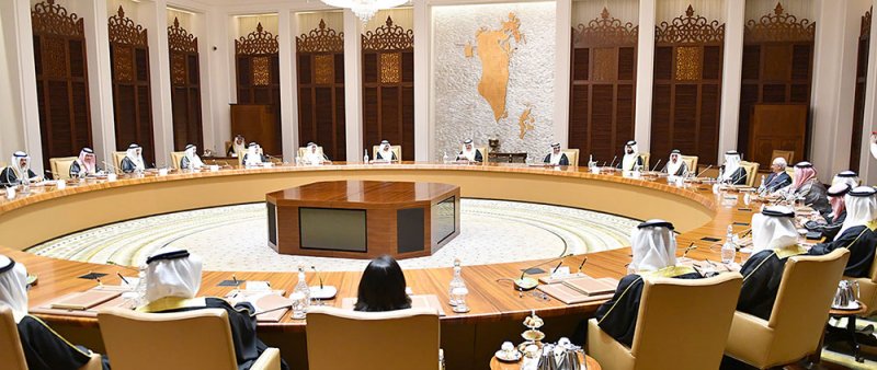 العاهل : التطورات الخطيرة بالمنطقة تستوجب الجاهزية العسكرية والأمنية