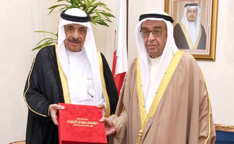 محمد بن مبارك يشيد بمؤلفات كمال الدين