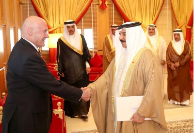 العاهل يتسلم أوراق اعتماد 4 سفراء جدد