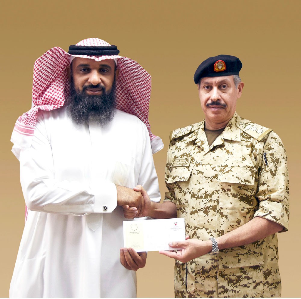 “عيدية العز والكرامة” لذوي الشهداء