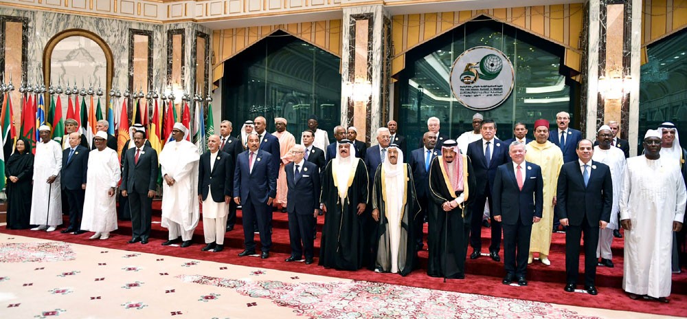 الملك سلمان: إيران تستهدف أمن الملاحة وإمدادات الطاقة للعالم