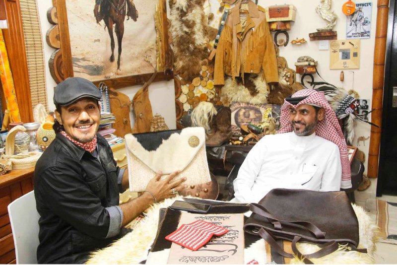 إبداعات السهلاوي تكرس مسيرة الشاب العصامي