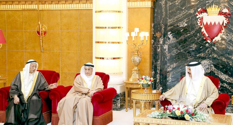 جلالة الملك: إسهامات مشهودة للفقيد الراحل سمو الشيخ عبدالله بن خالد
