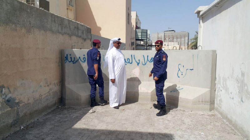 بحث إزالة أو تحريك الحواجز الأسمنتية بدمستان