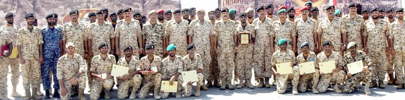 تخريج دورة عسكرية متخصصة