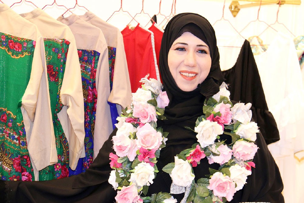 سمو الشيخة ثاجبة تدعم المصممين الشباب على مدى 18 عاما