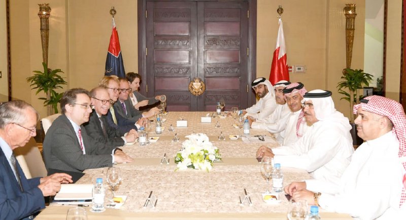 إيران تمول الخلايا الإرهابية وتمدها بالأسلحة والمتفجرات