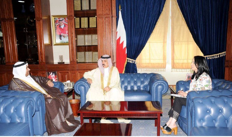 العسومي يطلع على خطة إخلاء المدارس