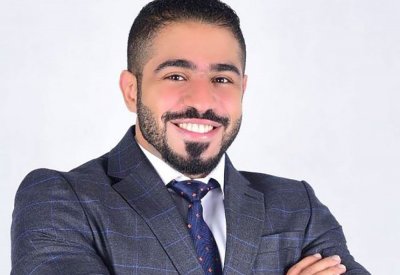 أحسنوا اختيار المرآة مهما علا شأن الإنسان