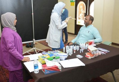 تعريف منتسبي “الداخلية” بصحة بالأسنان