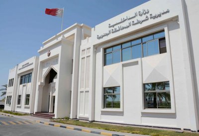 القبض على امرأة وابنتها مشتبه بسرقتهما مصوغات ذهبية