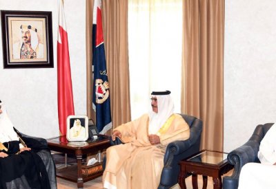 وزير الداخلية يشيد بالعلاقات المتميزة مع السعودية