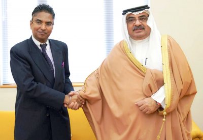 سمو الشيخ سلمان بن خليفة يودّع السفير السيرلانكي