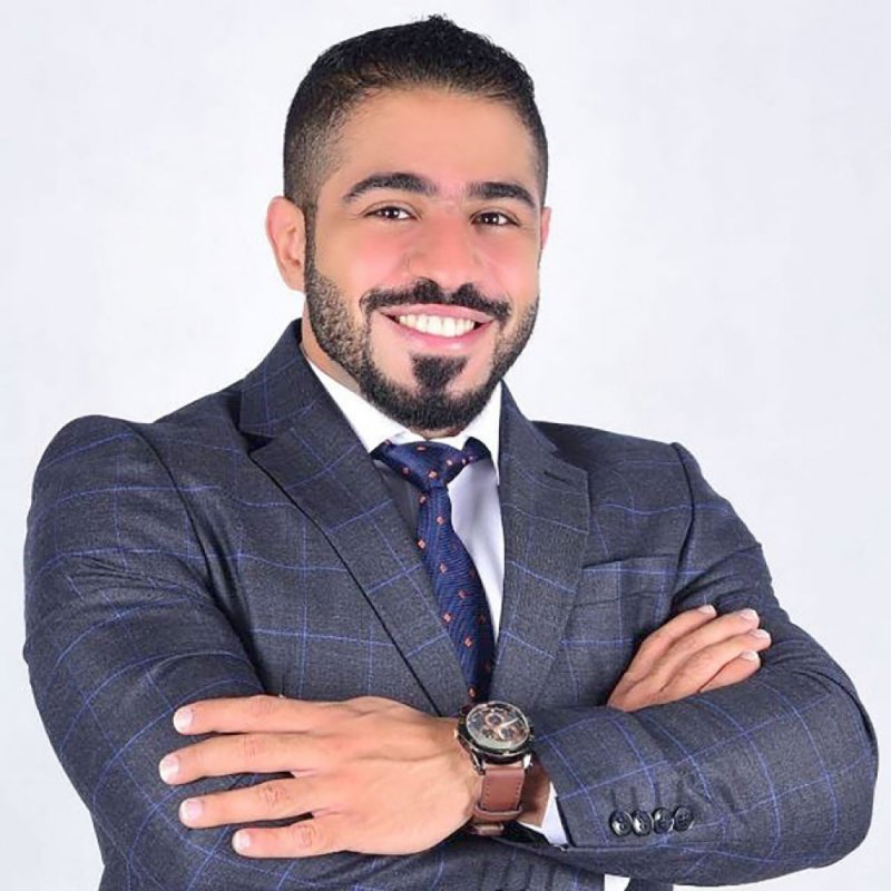 أحسنوا اختيار المرآة مهما علا شأن الإنسان
