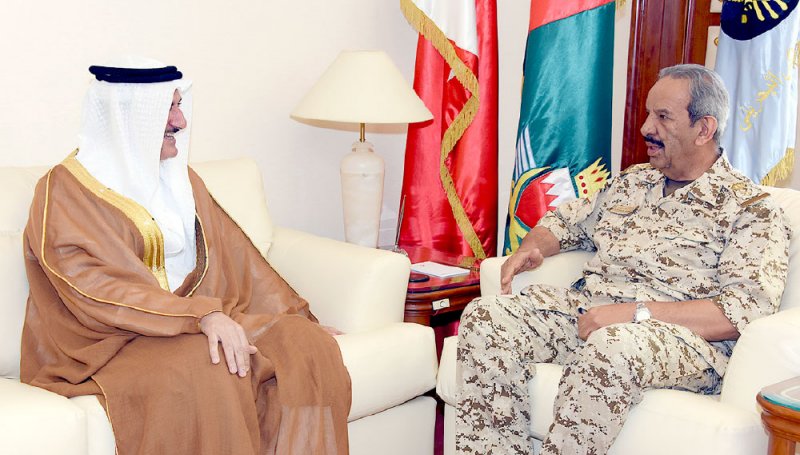 تعزيز التنسيق بين “الدفاع” والديوان الملكي