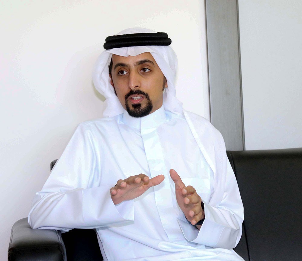 النعيمي بحوار مع “البلاد” (2/2): وجوب مشاركة المؤسسات التجارية بتطوير بنية ومرافق “الجنوبية”