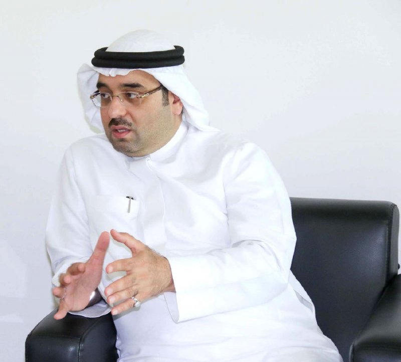 السلوم بحوار مع “البلاد”: نحاول إسعاد الناس ولن نضر الحكومة والبحريني يعلم بالوضع المالي