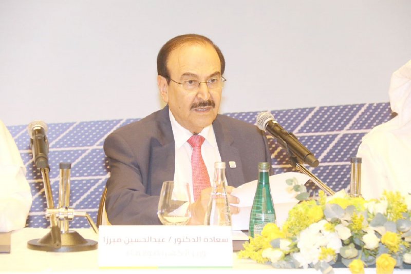 ميرزا: تسهيلات مالية للراغبين بالطاقة المتجددة