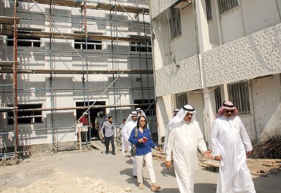افتتاح مدرستين للبنات بمدينة حمد العام