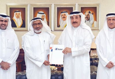 “التنمية” تتسلم دعماً لصندوق العمل الاجتماعي