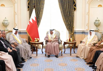 سمو رئيس الوزراء: الارتقاء بالخدمات الصحية والتعليمية والإسكانية بجميع القرى والمدن
