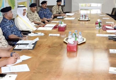 وزير الدفاع يشيد بالعلاقات مع الصين