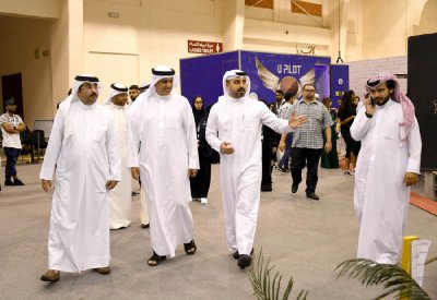 الرميحي يشيد بمبادرات ناصر بن حمد لتمكين الناشئة