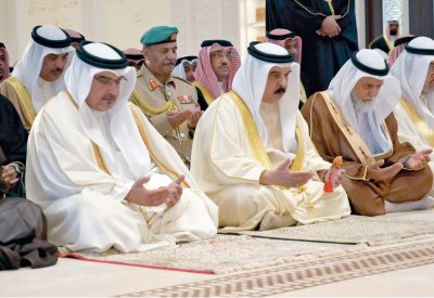 جلالة الملك يشارك جموع المصلين أداء صلاة عيد الأضحى المبارك