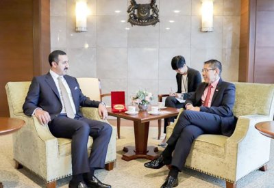 تطوير التعاون بين البحرين وسنغافورة