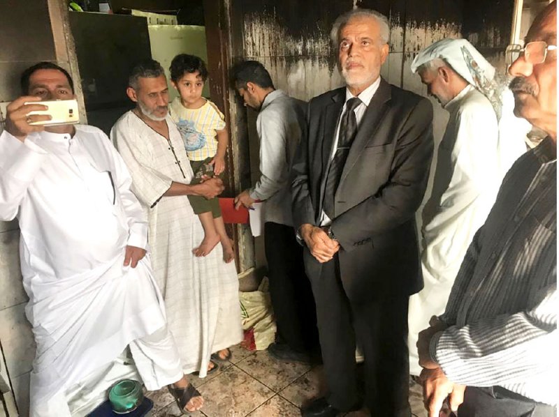 حصر الأضرار هندسيا وفنيا للبدء في صيانة منزل سار المحترق