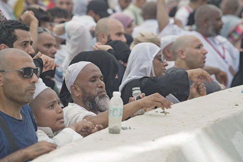 مغادرة وإقلاع
