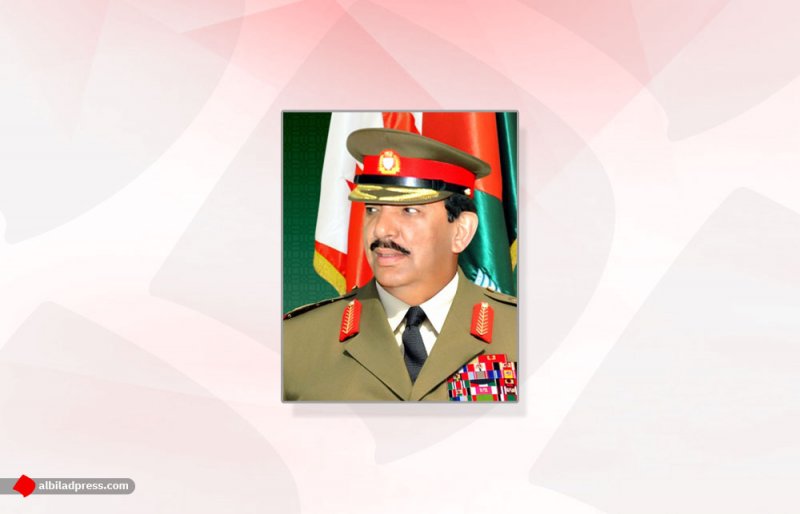 سمو ولي العهد يتلقى تهنئة المشير