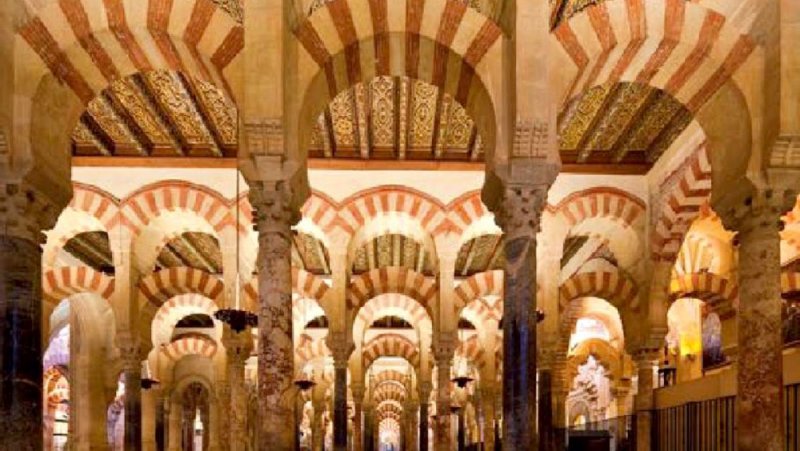 أبرز 100 مسجد حول العالم