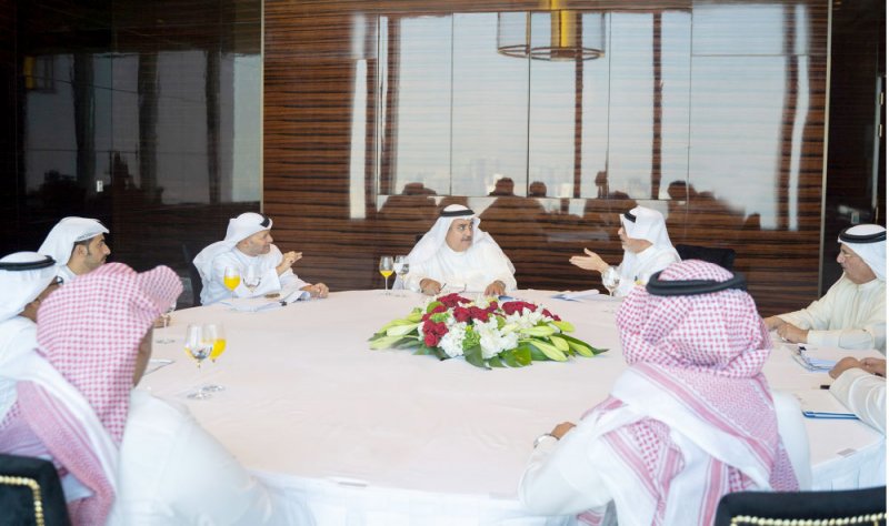 تعزيز التشاور مع السعودية والإمارات