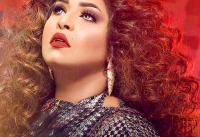 هيا الشعيبي ترفض نعتها بالعنصرية