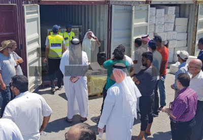 “البلاد” بمزاد الجمارك: صفقات “فلته” وأكواب بـ 900 دينار