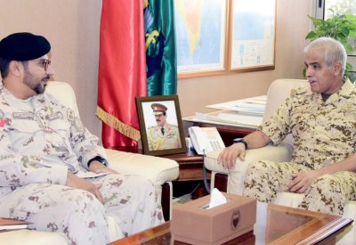 رئيس الأركان يشيد بمتانة العلاقات مع الإمارات