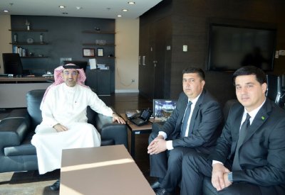 الوفد التركماني يطلع على برامج الحكومة الإلكترونية