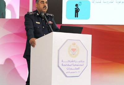 بن دينة يدعو لتقنين استخدام الطفل للهاتف والألعاب الإلكترونية