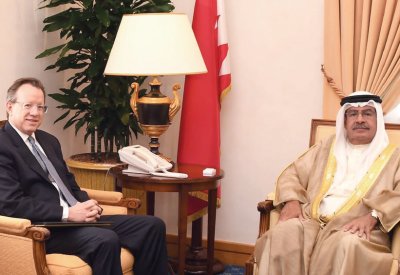 سمو الشيخ علي بن خليفة يستعرض مع سيبريل مسار العلاقات