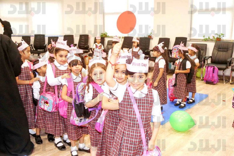 طابوران للصباح ببعض المدارس