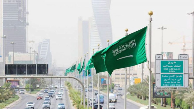 السعودية تعفي الأجانب بـ “الصناعي” من الرسوم