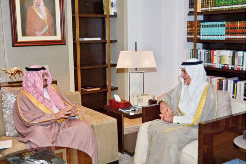 سفيرنا لدى السعودية يشيد بمركز الملك فيصل للبحوث