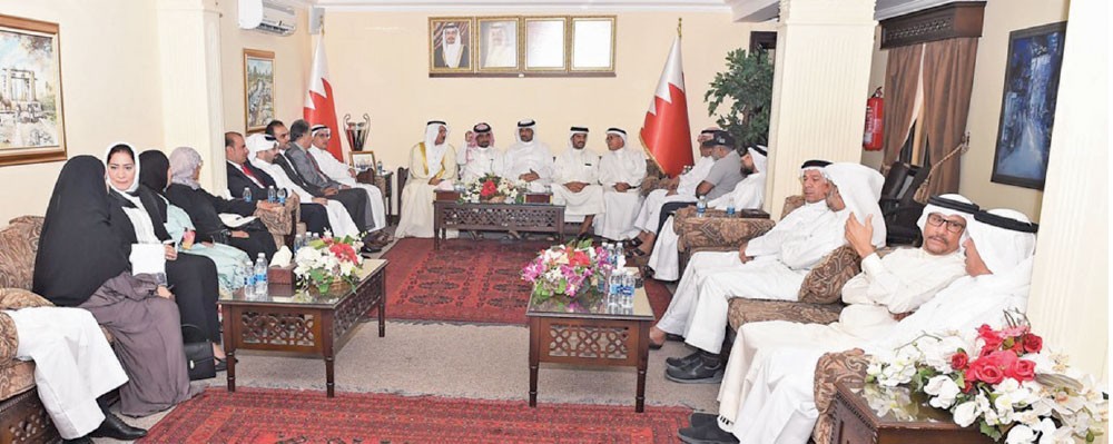 إحياء الموروث الشعبي في الأعياد الوطنية