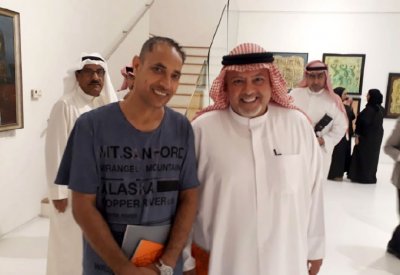 التشكيلي محمد سلطان: الفنان البحريني يحفر في الصخر لنشر إبداعاته