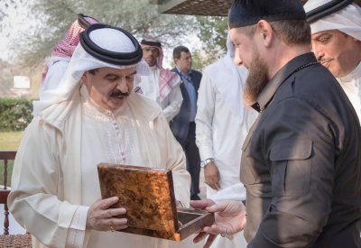 العاهل وقاديروف يعتزان بمسار التعاون والتنسيق
