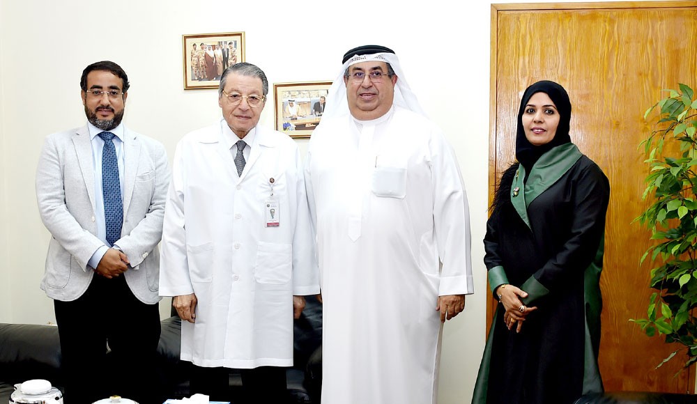 “البحرين للسينما” تتبرع بأجهزة لمركز محمد بن خليفة للقلب