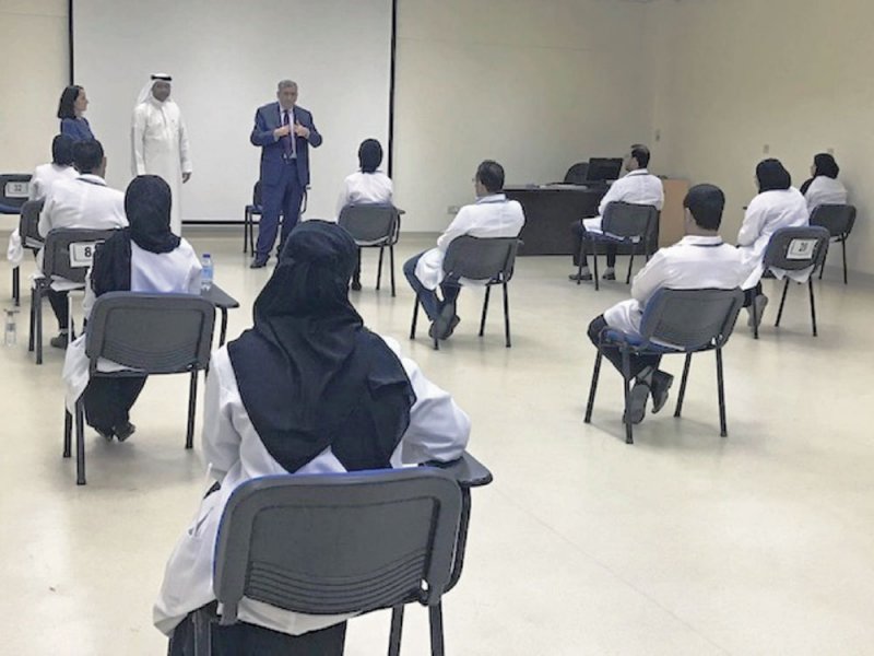 “الصحة” تنظم امتحان “العربي للباطنة السريري”