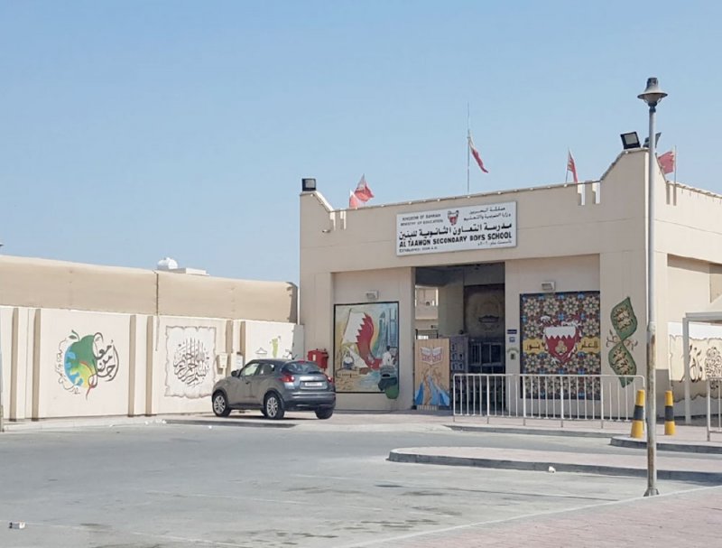 طلبة “التعاون الثانوية” ينتقدون مستوى نظافتها